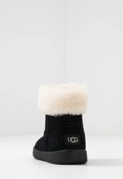 Ugg Jorie - Korte Laarzen - Black -Ugg 0114561a422940f582b48b8bcd9d1dd2