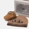 Ugg Baby Tasman And Beanie Unisex - Babyschoenen - Chestnut -Ugg 0a3424b06ca841b2a190232b054e7b0d