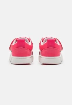 Ugg Rennon Watermelon Stuffie Unisex - Sneakers Laag - Watermelon -Ugg 17852d56630140a4a1c1957951f62444