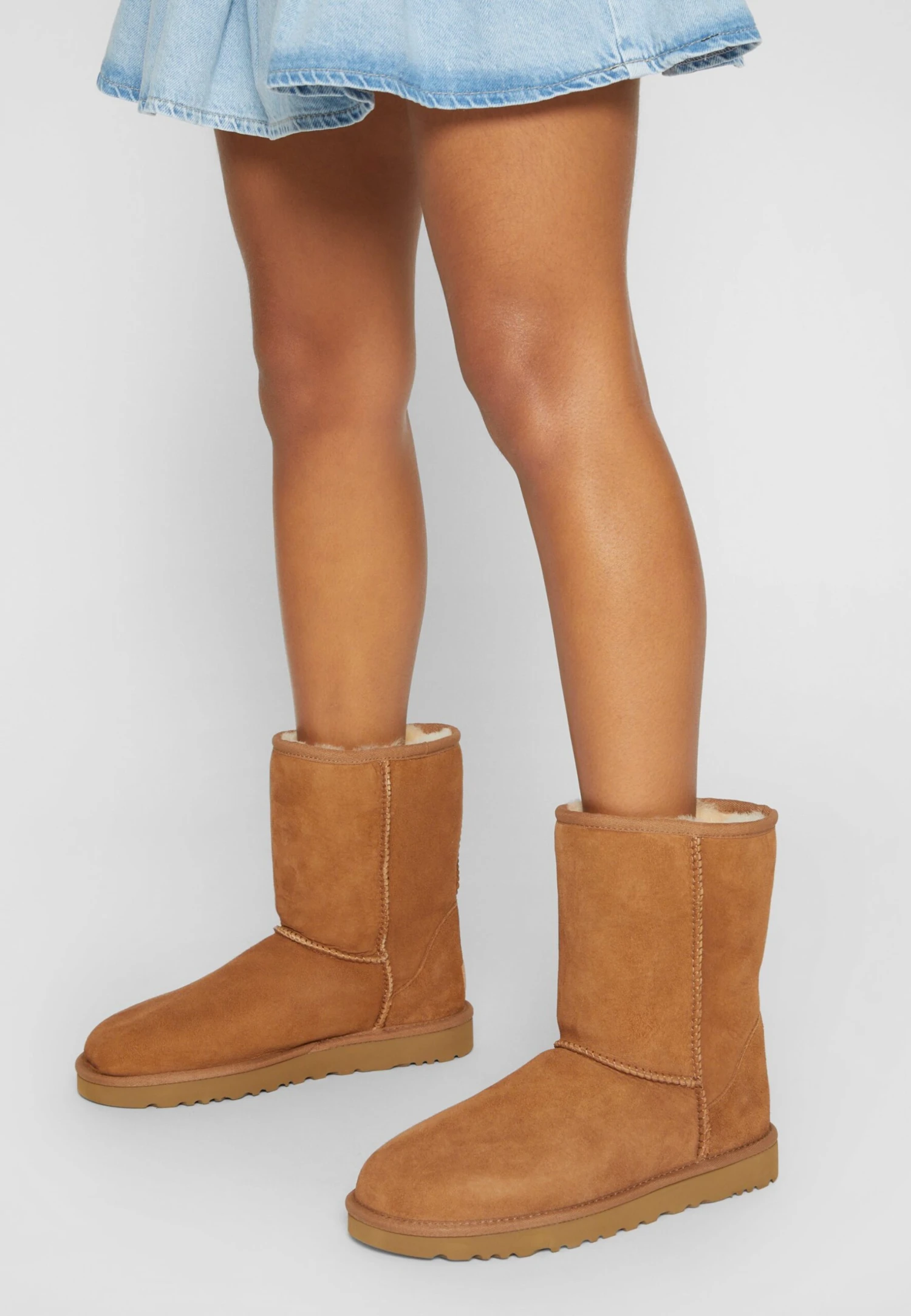 Ugg Classic Short - Korte Laarzen - Chestnut 3 Ugg Classic Short - Korte Laarzen - Chestnut
