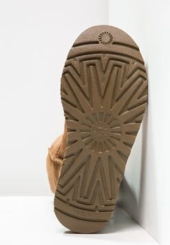 Ugg Classic Ii - Laarzen - Chestnut 14 Ugg Classic Ii - Laarzen - Chestnut -Ugg 353317067d1e4401ba69312899b598f0