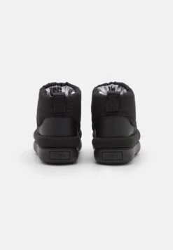 Ugg Classic Maxi Mini - Snowboots- Black -Ugg 3c8a74e2365f45f286b574cb8cd1e359