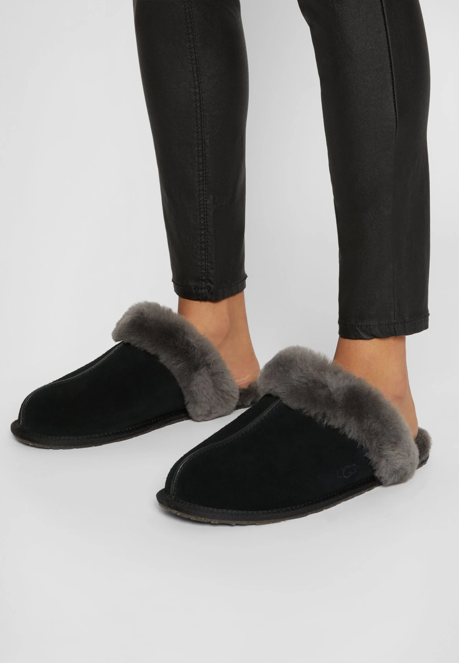 Ugg Scuffette - Pantoffels - Black/Grey 6 Ugg Scuffette - Pantoffels - Black/Grey - Afbeelding 4