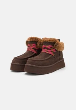 Ugg Funkarra Cabin Cuff - Enkellaarsjes Met Plateauzool - Burnt Cedar 10 Ugg Funkarra Cabin Cuff - Enkellaarsjes Met Plateauzool - Burnt Cedar -Ugg 4d4919de5f98422db4d164ebe5efa398
