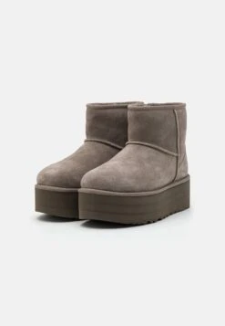 Ugg Classic Mini Platform - Enkellaarsjes Met Plateauzool - Smoke Plume -Ugg 562cb78a596b48d59b46d2bf3eeb77c8