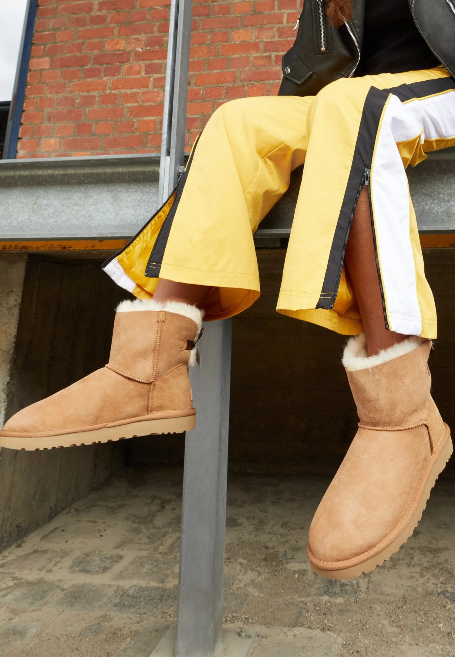 Ugg Mini Bailey Bow - Korte Laarzen - Chestnut 5 Ugg Mini Bailey Bow - Korte Laarzen - Chestnut - Afbeelding 3