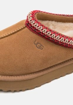 Ugg Tazz Unisex - Pantoffels - Chestnut -Ugg 64823e331c6e497da16774db5c44ddd7