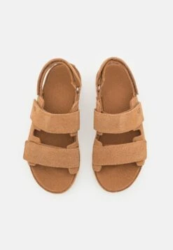 Ugg Goldenstar Slingback Unisex - Sandalen - Chestnut 11 Ugg Goldenstar Slingback Unisex - Sandalen - Chestnut -Ugg 699ab5bf177c445fa9c5e87397844e99