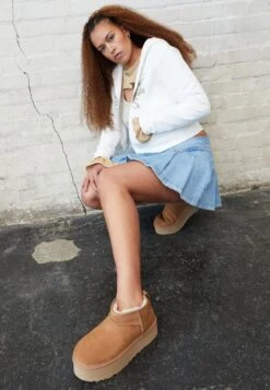 Ugg Classic Ultra Mini Platform - Enkellaarsjes Met Plateauzool - Chestnut