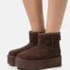 Ugg Classic Mini Platform - Enkellaarsjes Met Plateauzool - Burnt Cedar -Ugg 7e47af3303d248e19621865cc9227a57
