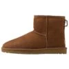 Ugg Classic Mini - Korte Laarzen - Chestnut 2 Ugg Classic Mini - Korte Laarzen - Chestnut -Ugg 919f0bdf851e4bb092c4f4828fce3b8d