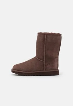 Ugg Classic Short - Korte Laarzen - Burnt Cedar -Ugg 9c539754b54d45b19abfe2c46a4872ab