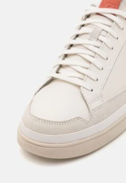 Ugg South Bay- Sneakers Laag - White/Sienna -Ugg a64d3fda84314c02b34c6cb74e242673