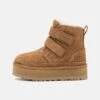 Ugg Neumel Platform Unisex - Korte Laarzen - Chestnut -Ugg ac6fe4932470413eb700ef901df25db3