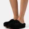 Ugg Fuzz Sugar - Muiltjes Met Hak - Black -Ugg b11e1158f7cf4f1eb715097830c690cc