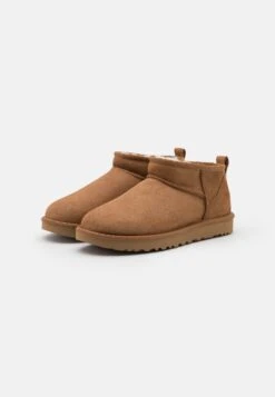 Ugg Classic Ultra - Korte Laarzen - Chestnut -Ugg b78be278e3a647849b1482f98660a209