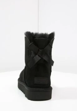 Ugg Mini Bailey Bow - Korte Laarzen - Black -Ugg b91627f1f2d74230b41593e71102cdba