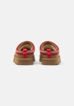 Ugg Tazz Unisex - Pantoffels - Chestnut -Ugg bae27e89cd2b4760aabc7939da752153