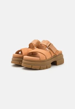 Ugg Ashton Slide - Muiltjes Met Hak - Toast -Ugg bc125e69b3ef4332920ae7224b9711c0