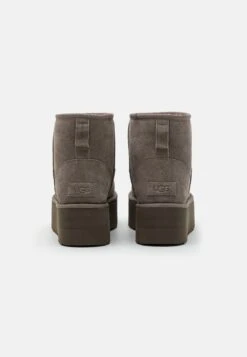 Ugg Classic Mini Platform - Enkellaarsjes Met Plateauzool - Smoke Plume -Ugg beeb1ae5fa3f447799afee8f2043c171