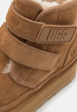 Ugg Neumel Platform Unisex - Korte Laarzen - Chestnut -Ugg c148bc777faa4fa7bb53c511155aa243