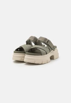 Ugg Ashton Slide - Muiltjes Met Hak - Moss Green 10 Ugg Ashton Slide - Muiltjes Met Hak - Moss Green -Ugg c5291ce2aec74250a60b8dd67f6d8053