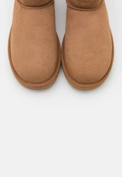 Ugg Classic Ultra - Korte Laarzen - Chestnut -Ugg caf87f95b0604058aaff7f19b19ef22b