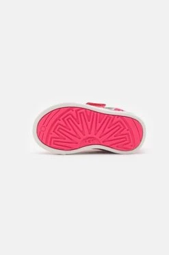 Ugg Rennon Watermelon Stuffie Unisex - Sneakers Laag - Watermelon -Ugg da4699ca4b5444cf986e7010bcc6aafc