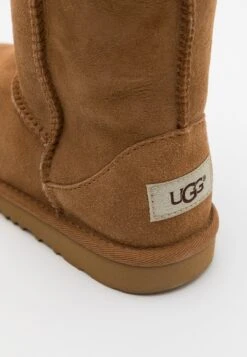 Ugg Classic Ii - Korte Laarzen - Chestnut -Ugg daa4d66d492a4b5e8b3f2ff38e9daf18