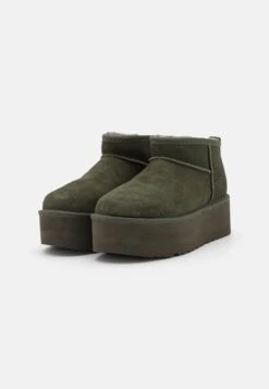 Ugg Classic Ultra Mini Platform - Enkellaarsjes Met Plateauzool - Moss Green -Ugg e179fa3eaca64eb68372a8d0b4a1625f