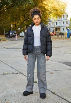 Ugg Classic Maxi Mini - Snowboots- Black -Ugg e5c89a3af84f4c6e9d7ae86018862520