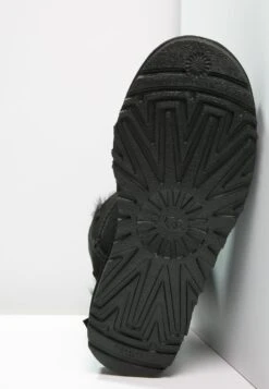 Ugg Mini Bailey Bow - Korte Laarzen - Black -Ugg e627d034f97044338cc560aac2eb763b