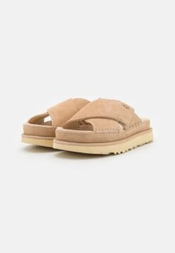 Ugg GoldenstarCross Slide - Muiltjes - Driftwood 10 Ugg GoldenstarCross Slide - Muiltjes - Driftwood -Ugg ed30828b12494253a7ff0b9e4300ec00