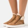 Ugg Alameda Mid Zip - Sneakers Hoog - Chestnut -Ugg f093e952a97b474c94fb3dabad8ed3a1