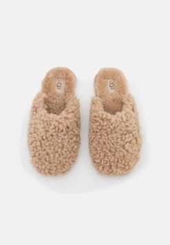 Ugg Maxi Curly Slide - Pantoffels - Sand -Ugg f453644d60ea4dbbbff756127bea6510