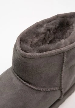 Ugg Classic Mini - Korte Laarzen - Grey -Ugg f8f0c182638a44b6a793e1f348a84e93