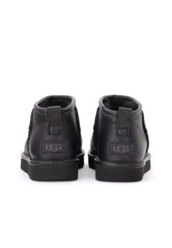 Ugg Korte Laarzen - Nero -Ugg fd30a310a4784f7187e3791c53986639
